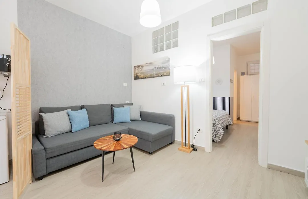Luli House Napoli-1